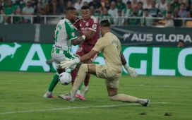 Álvaro Valles y Parrott acaparan los focos en una gran noche para el Betis Álvaro Valles y Parrott acaparan los focos en una gran noche para el Betis