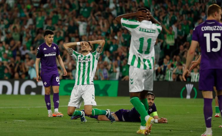 De las tres ocasiones de Bartra a los toques de precisión de Bakambu De las tres ocasiones de Bartra a los toques de precisión de Bakambu