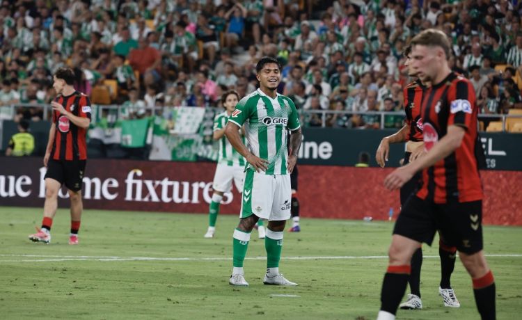 El mensaje del Cucho al delantero que va a fichar el Betis El mensaje del Cucho al delantero que va a fichar el Betis