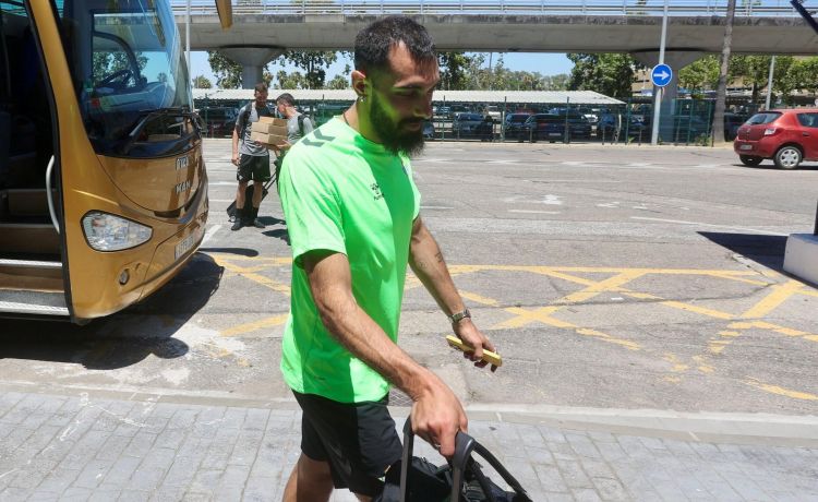 Oficial: El Betis cede a Borja Iglesias al Celta Oficial: El Betis cede a Borja Iglesias al Celta