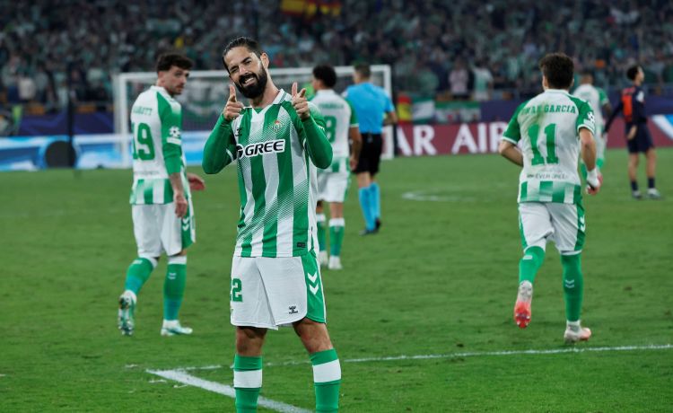 Isco, ambicioso: «Tenemos que seguir con la mentalidad de ganar cada partido» Isco, ambicioso: «Tenemos que seguir con la mentalidad de ganar cada partido»