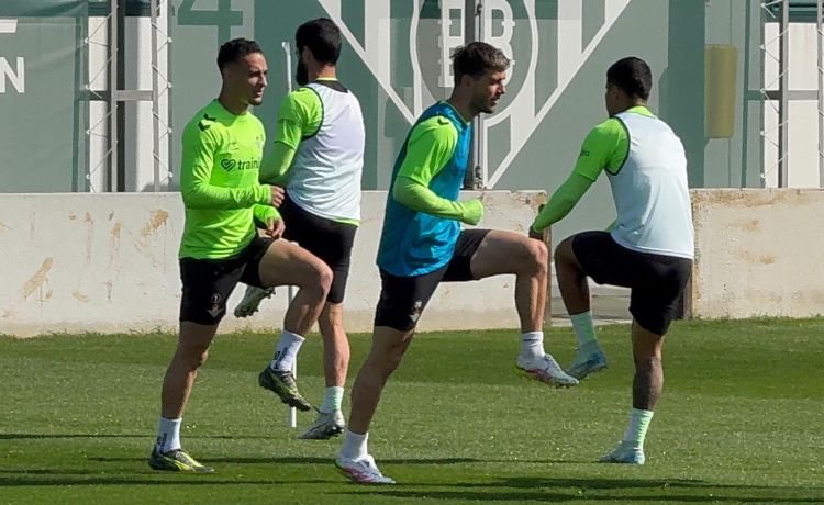Gran noticia en el Betis con Lo Celso y Johnny Cardoso para el derbi Gran noticia en el Betis con Lo Celso y Johnny Cardoso para el derbi