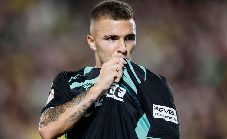 Pablo García hace historia en el Betis: el primero en anotar desde prebenjamines al primer equipo Pablo García hace historia en el Betis: el primero en anotar desde prebenjamines al primer equipo