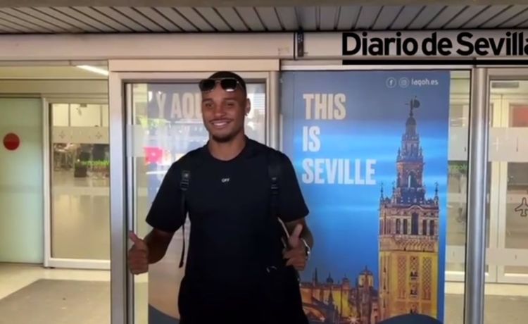 En Video: La llegada de Natan a Sevilla para firmar por el Betis En Video: La llegada de Natan a Sevilla para firmar por el Betis