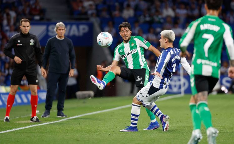 El Betis acusó demasiado la marcha de su afilador, Pablo Fornals El Betis acusó demasiado la marcha de su afilador, Pablo Fornals