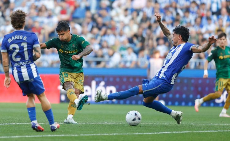 Así jugaron los futbolistas del Betis contra el Deportivo Así jugaron los futbolistas del Betis contra el Deportivo