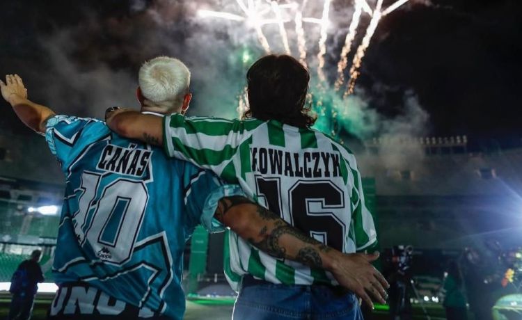Bellerín: «Hablando con Isco me decía que no puede haber nada mejor que ganar un trofeo con el Betis» Bellerín: «Hablando con Isco me decía que no puede haber nada mejor que ganar un trofeo con el Betis»