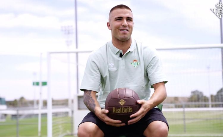 Otro equipo se suma a la carrera por Pablo García; el Betis espera la gran oferta Otro equipo se suma a la carrera por Pablo García; el Betis espera la gran oferta