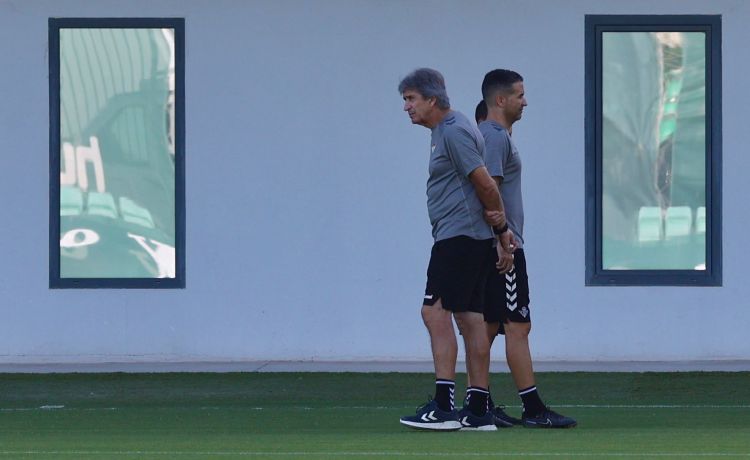 Betis: Los fichajes que están por llegar… y los que están por salir Betis: Los fichajes que están por llegar… y los que están por salir