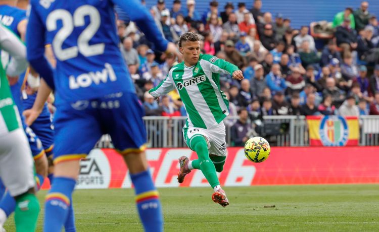 River mantiene el ojo en el Betis: Deossa y Lo Celso, presentes River mantiene el ojo en el Betis: Deossa y Lo Celso, presentes