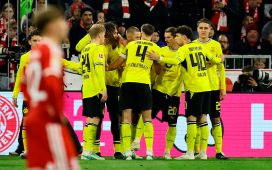 El Borussia, próximo rival del Betis en la Champions, empata en el último minuto ante el Bayern El Borussia, próximo rival del Betis en la Champions, empata en el último minuto ante el Bayern