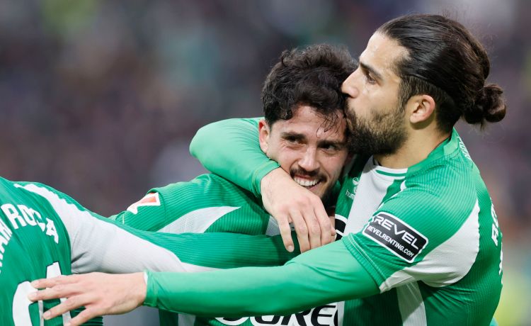 El Betis suma tres meses sin ganar en Liga en La Cartuja El Betis suma tres meses sin ganar en Liga en La Cartuja