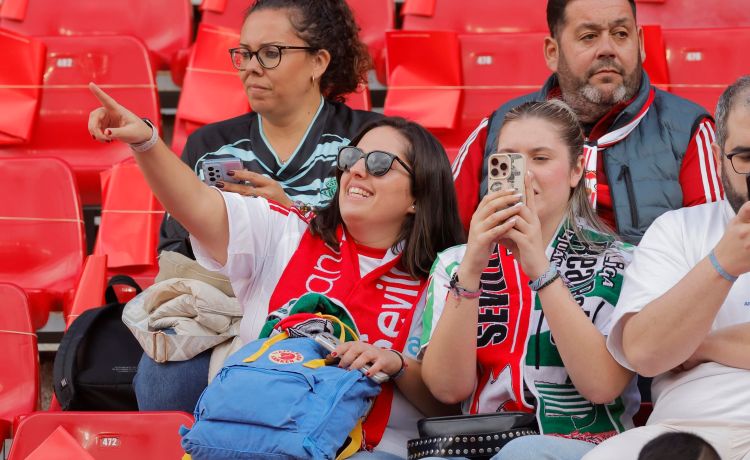Búscate en las fotos del Sevilla – Betis Búscate en las fotos del Sevilla – Betis