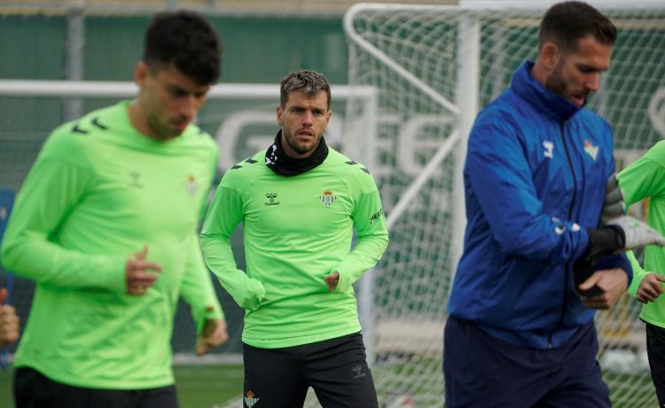 La lista del Betis para el encuentro en casa del Gent La lista del Betis para el encuentro en casa del Gent
