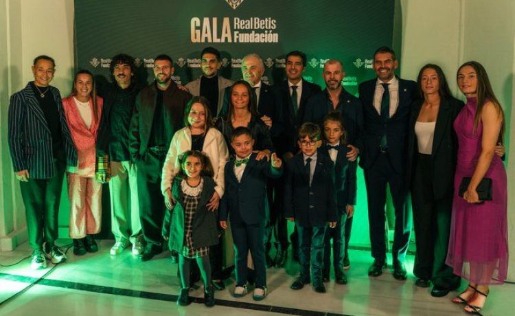 La Fundación del Betis celebra su primera gala reconociendo a cinco organizaciones La Fundación del Betis celebra su primera gala reconociendo a cinco organizaciones
