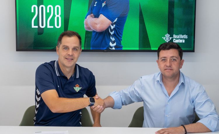 Gran noticia en forma de renovación para la cantera del Betis Gran noticia en forma de renovación para la cantera del Betis