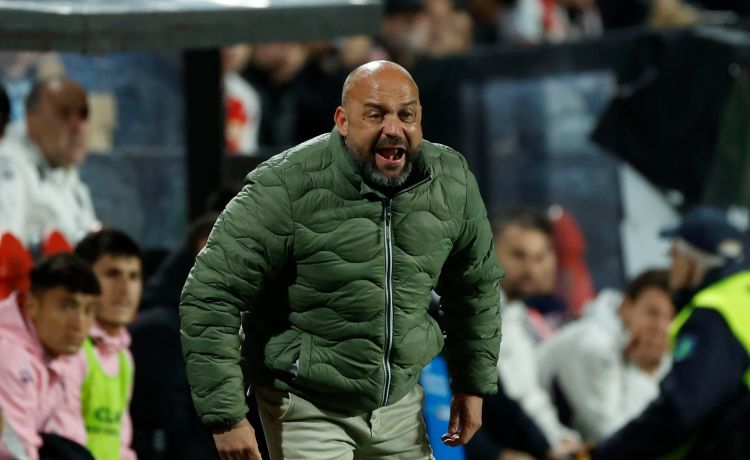 Manolo González, técnico del Espanyol, y el deseo de atar el ataque del Betis Manolo González, técnico del Espanyol, y el deseo de atar el ataque del Betis