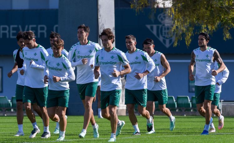 Navalcarnero-Betis: Horario y dónde ver por TV en directo el debut en Copa del Rey Navalcarnero-Betis: Horario y dónde ver por TV en directo el debut en Copa del Rey