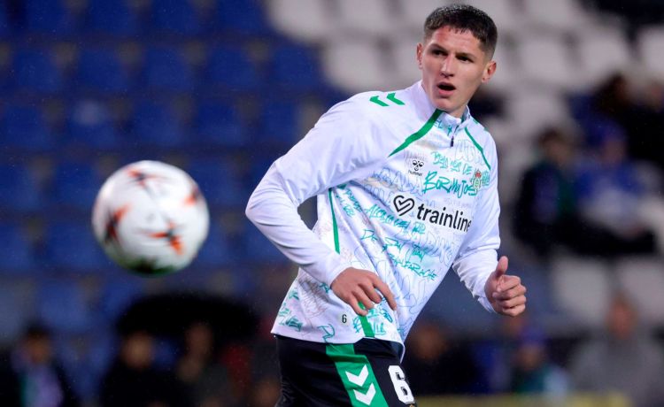 La venta de Altimira activará la revolución del Betis en el centro del campo La venta de Altimira activará la revolución del Betis en el centro del campo