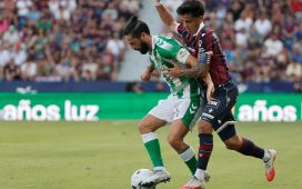 Isco, el mejor aun a medio gas, mientras que Parrott sigue fallando ocasiones clarísimas Isco, el mejor aun a medio gas, mientras que Parrott sigue fallando ocasiones clarísimas