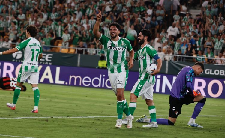 El Betis vuelve a la Champions 21 años después de la mano de Pellegrini El Betis vuelve a la Champions 21 años después de la mano de Pellegrini