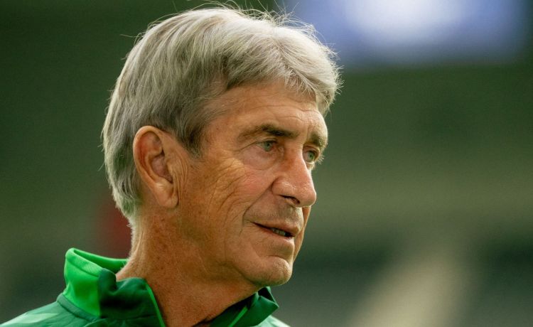 Pellegrini: «La Liga para mí es lo más importante, pero queremos dar alegrías en la Champions» Pellegrini: «La Liga para mí es lo más importante, pero queremos dar alegrías en la Champions»