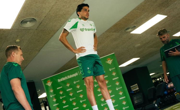 La «ilusión» marca la vuelta al trabajo del Betis La «ilusión» marca la vuelta al trabajo del Betis