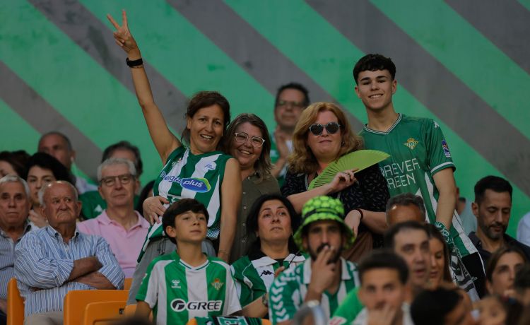 Búscate en las fotos del Betis – Levante Búscate en las fotos del Betis – Levante