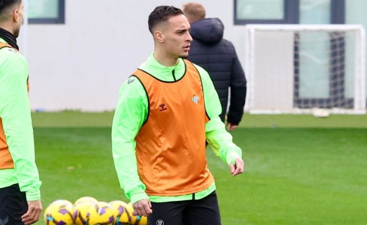 Antony, inscrito en LaLiga con el Betis Antony, inscrito en LaLiga con el Betis