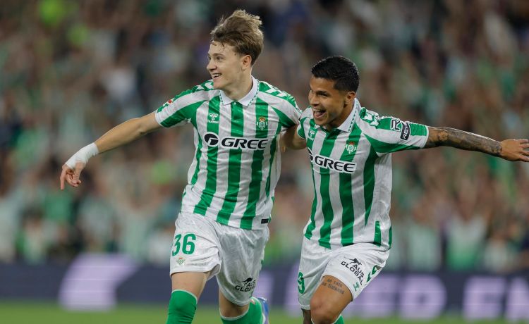 Análisis del Betis 5-1 Valladolid: Baño de goles para pensar en Champions Análisis del Betis 5-1 Valladolid: Baño de goles para pensar en Champions