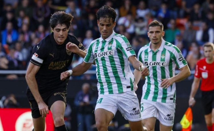 Betis: Del debut de Carlos Guirao al precio de su opción de compra Betis: Del debut de Carlos Guirao al precio de su opción de compra