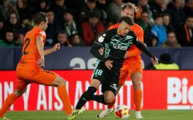 Baja importante de última hora en el Betis para recibir al Villarreal Baja importante de última hora en el Betis para recibir al Villarreal