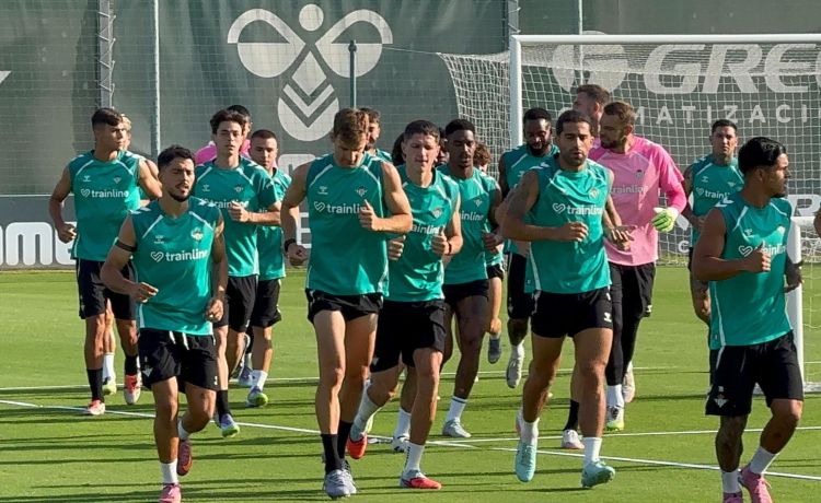 Las bajas del Betis en el primer entrenamiento en semana de LaLiga Las bajas del Betis en el primer entrenamiento en semana de LaLiga