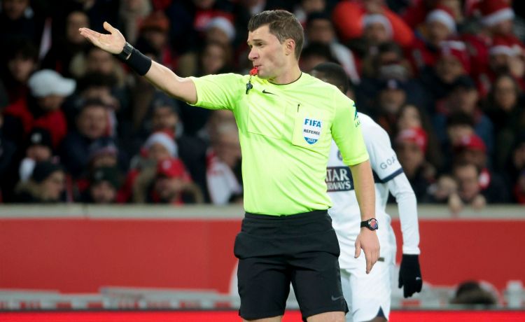 El francés Willy Delajod arbitrará el Betis-Copenhague El francés Willy Delajod arbitrará el Betis-Copenhague