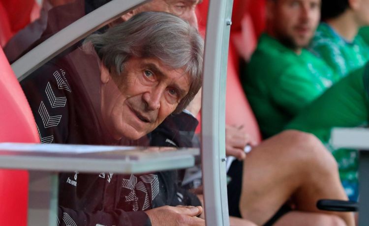 Pellegrini: «Estoy feliz por llegar a las semifinales, pero hay que seguir con ambición» Pellegrini: «Estoy feliz por llegar a las semifinales, pero hay que seguir con ambición»