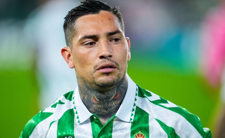 La cláusula con la que el Betis puede concluir el contrato de Chimy Ávila; la decisión del Betis La cláusula con la que el Betis puede concluir el contrato de Chimy Ávila; la decisión del Betis