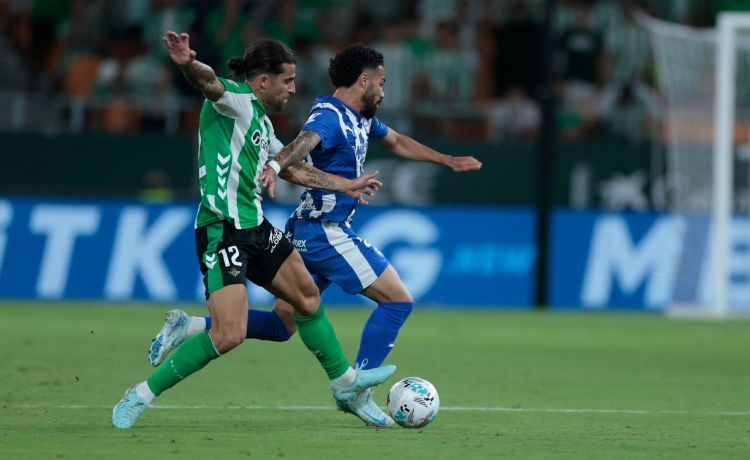 Ricardo Rodríguez regresa lesionado de su selección Ricardo Rodríguez regresa lesionado de su selección