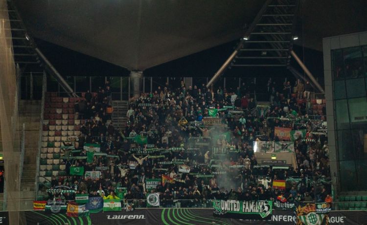 Casi 60 horas de coche para ver al Betis en la final: una opción de viaje para los béticos hasta Breslavia Casi 60 horas de coche para ver al Betis en la final: una opción de viaje para los béticos hasta Breslavia
