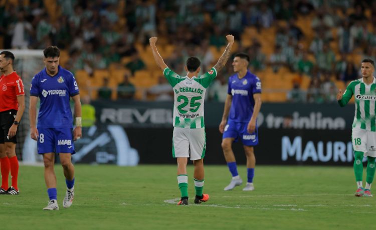 Álvaro Valles firma un inicio de temporada de selección Álvaro Valles firma un inicio de temporada de selección