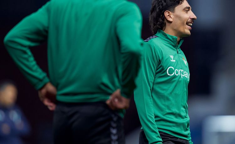 Héctor Bellerín: «El Betis me parece uno de los pocos clubes humanos que quedan» Héctor Bellerín: «El Betis me parece uno de los pocos clubes humanos que quedan»