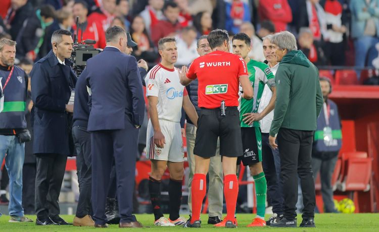 Real Betis y Sevilla FC ya conocen sus horarios para la siguiente ronda de Copa del Rey Real Betis y Sevilla FC ya conocen sus horarios para la siguiente ronda de Copa del Rey