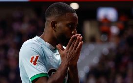 El mensaje de Bakambu: «En los momentos difíciles aprendemos y crecemos» El mensaje de Bakambu: «En los momentos difíciles aprendemos y crecemos»