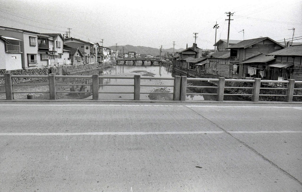 昭和54年(1979年)の志津川の風景(4)八幡橋からの風景 昭和54年(1979年)の志津川の風景(4)八幡橋からの風景