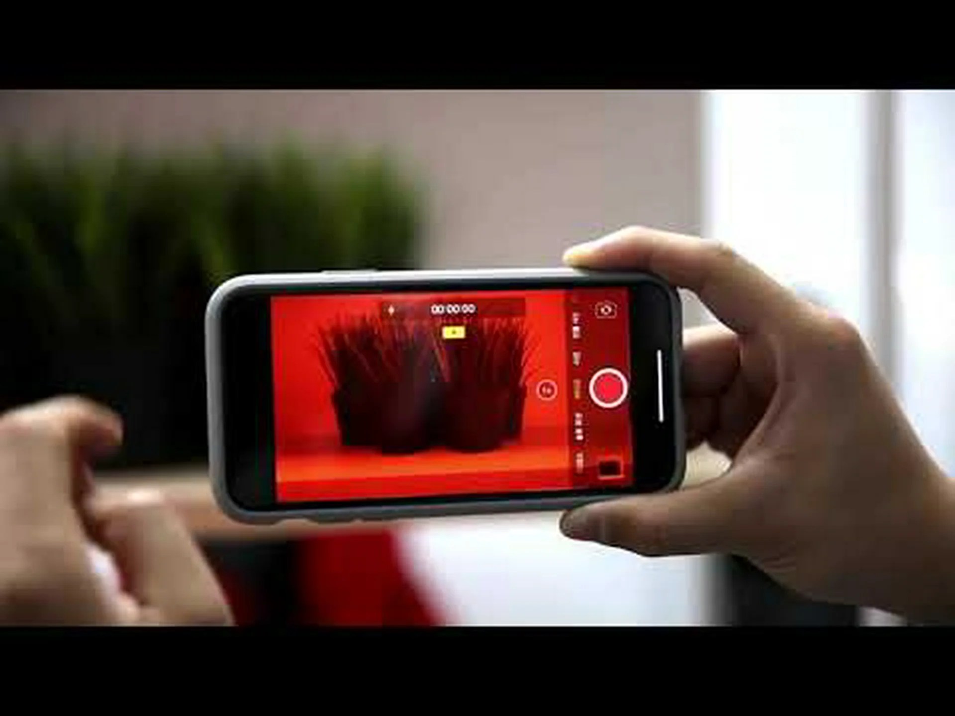 携帯電話のトリック: これを行うと誰でも隠しカメラを見ることができます 携帯電話のトリック: これを行うと誰でも隠しカメラを見ることができます