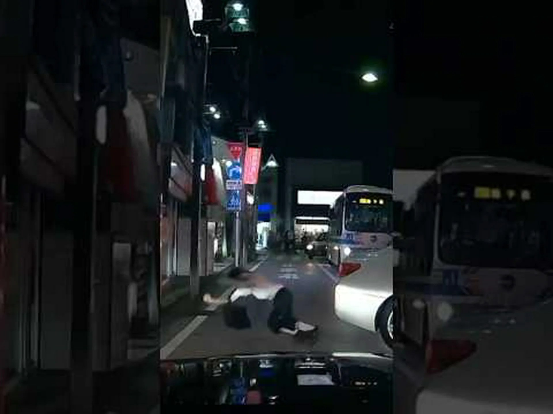 オンライン ショップの利点: Web トラッカーは私たちのサーフィン行動を追跡します。 オンライン ショップの利点: Web トラッカーは私たちのサーフィン行動を追跡します。