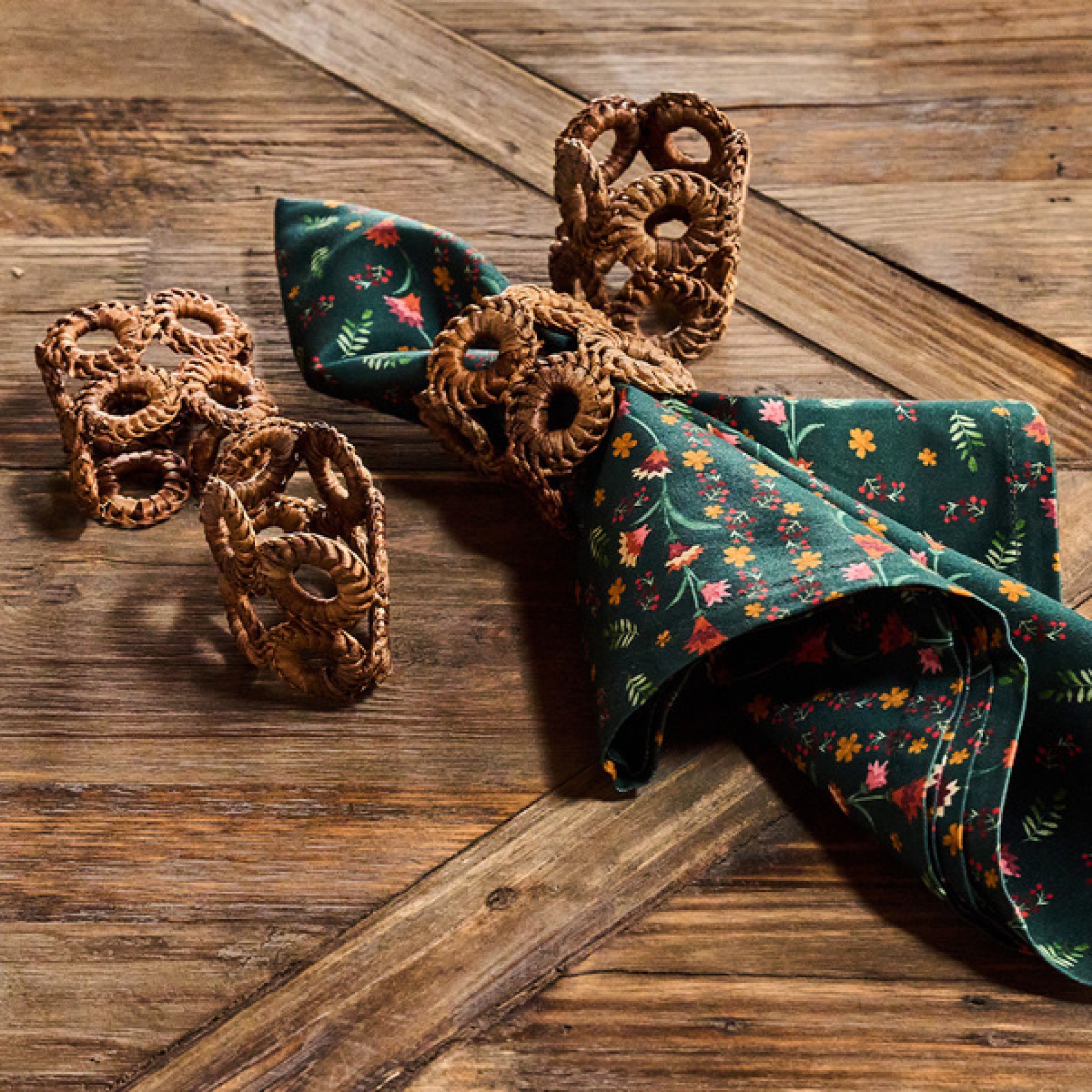 Rustic Ring Napkin Ring Set/4 - Natural 26 Rustic Ring Napkin Ring Set/4 - Natural 26