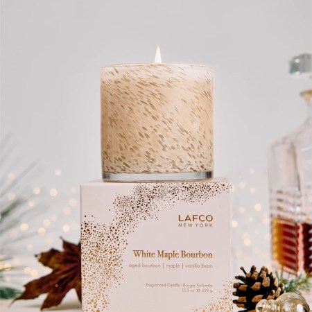 White Maple Bourbon Signature Candle15.5oz 20 White Maple Bourbon Signature Candle15.5oz 20