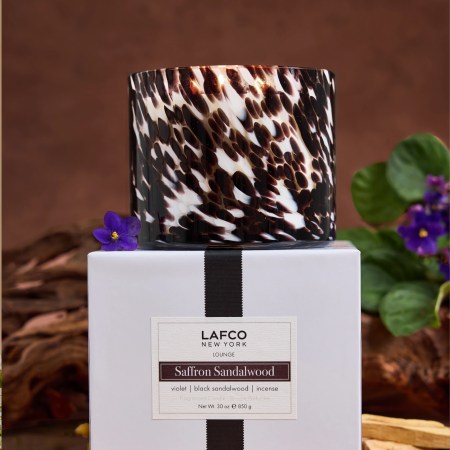Saffron Sandalwood 3-wickets candle 30 oz 8 Saffron Sandalwood 3-wickets candle 30 oz 8