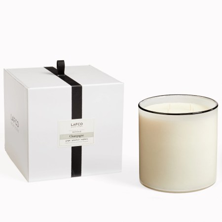 Champagne 4-Wick Candle 4 Champagne 4-Wick Candle 4