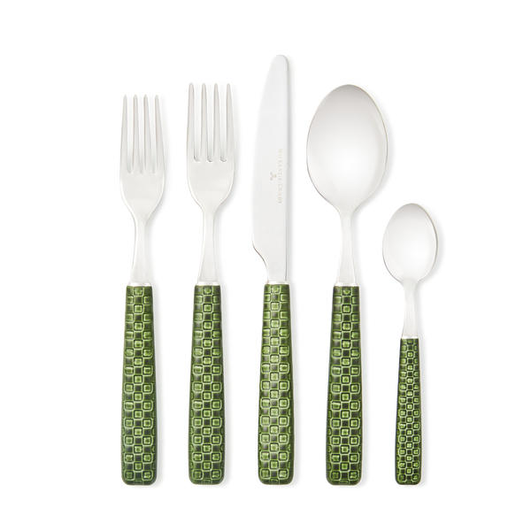 everyday green 5-piece place setting 53 everyday green 5-piece place setting 53
